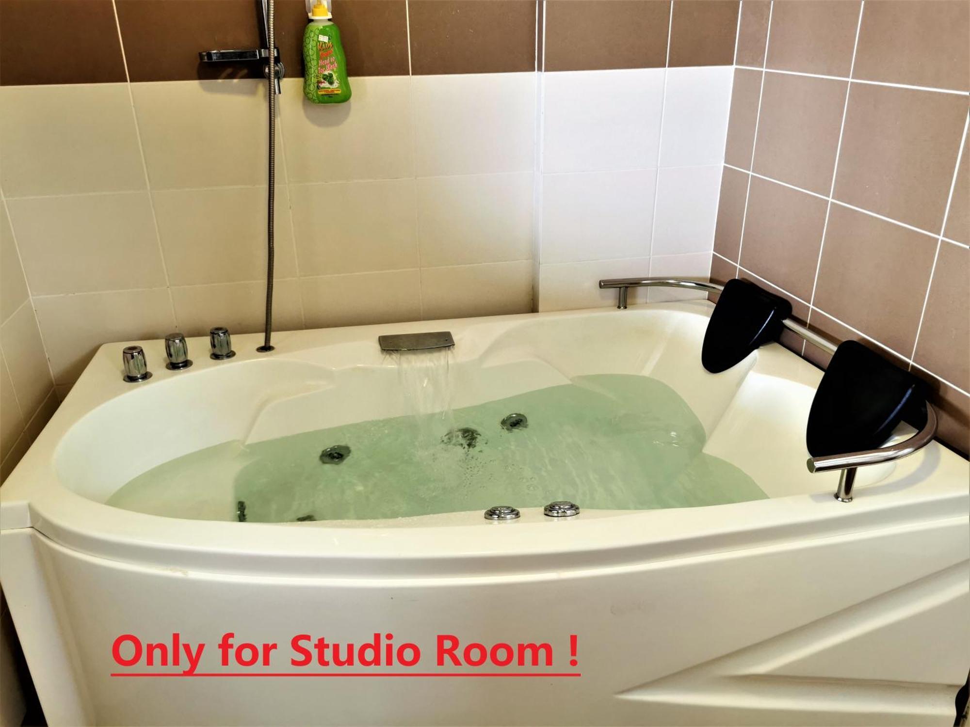 B - Lagoon Water Themepark Suite Melaka Town Luaran gambar