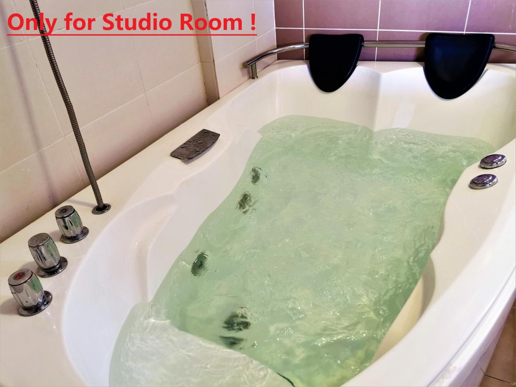 B - Lagoon Water Themepark Suite Melaka Town Luaran gambar